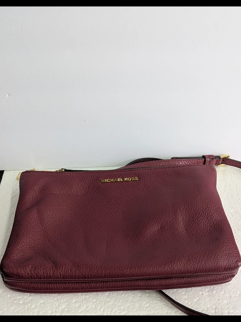 Michael Kors Burgundy Pebbled Leather Crossbody Double Zip Wristlet Clutch Gold